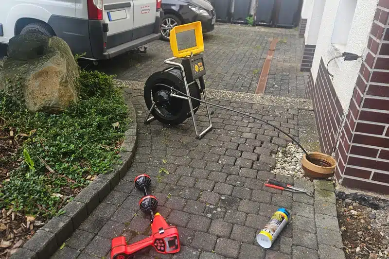 Ortungstechnik zur Lokalisierung von Rohrleitungen und Schadstellen